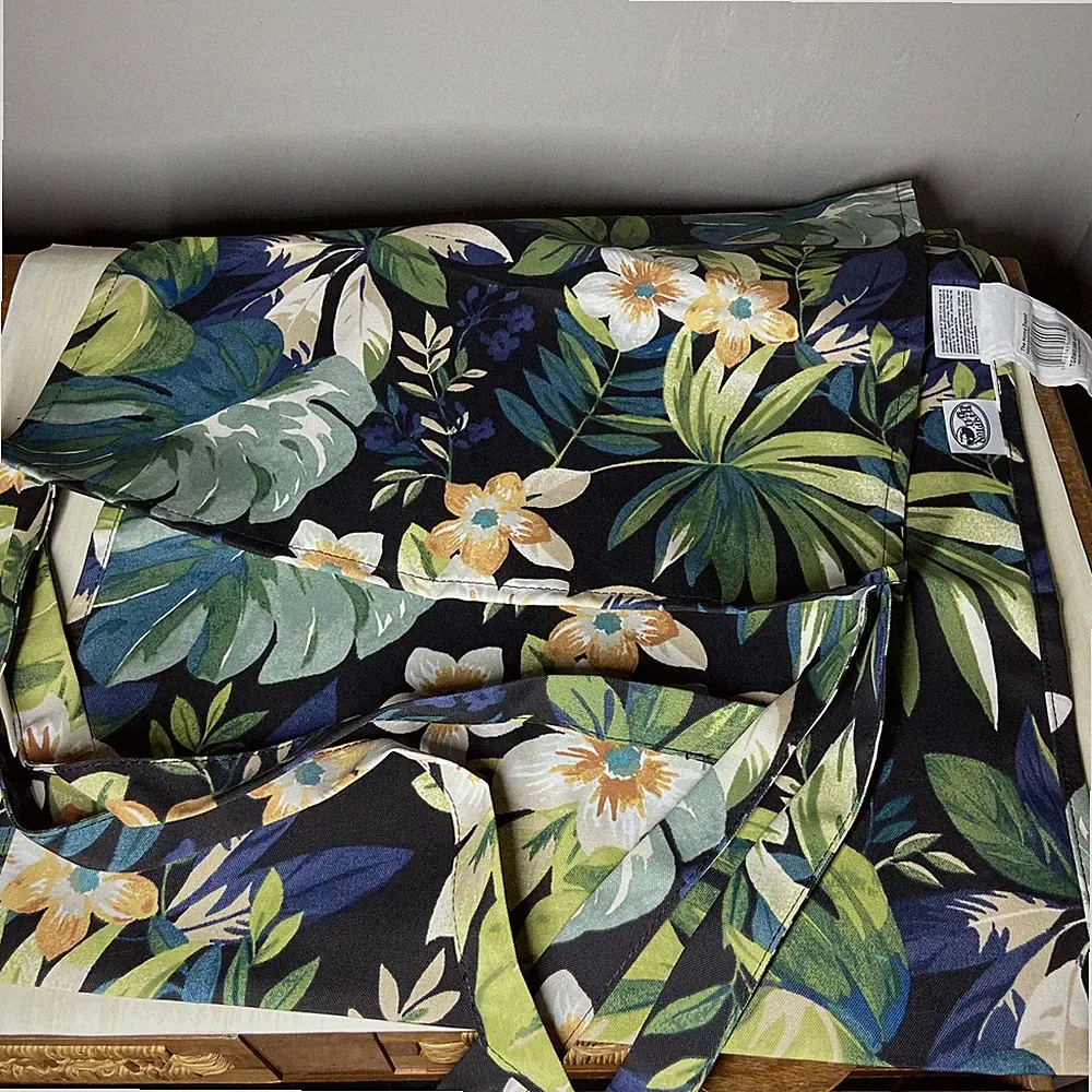 1 Hampton Bay Outdoor Sling Chair Slip Cover Hawaiian Print Tropical Open Pkg