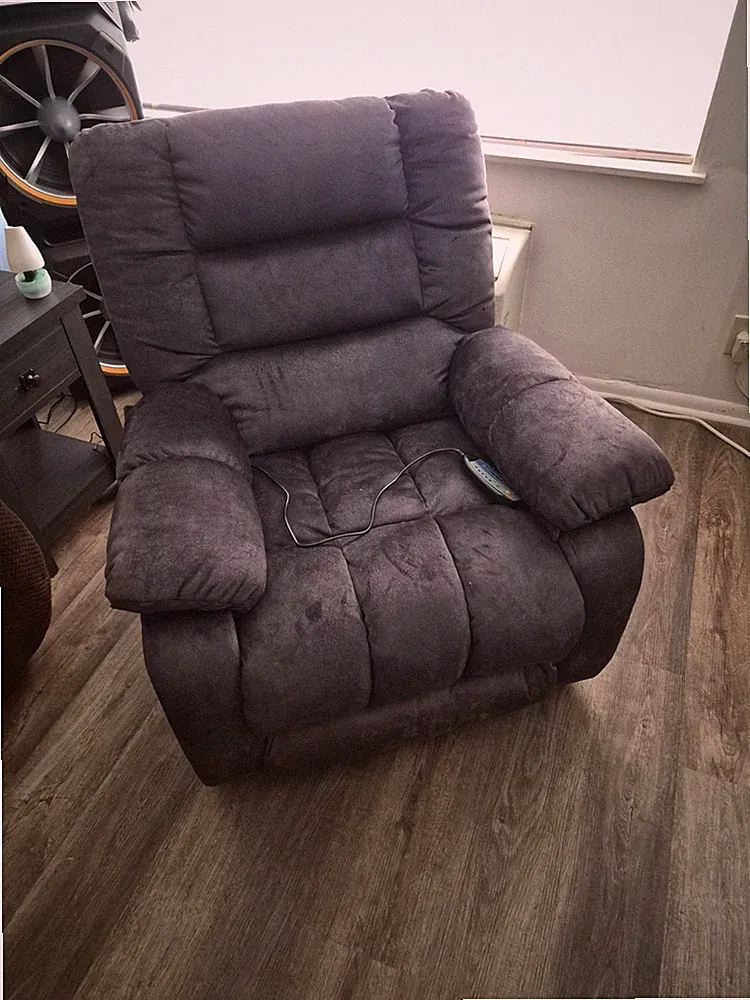 Blue Recliner, Has Massage, Heat,one Side Pocket, Fully Lays Out,doesn't rock