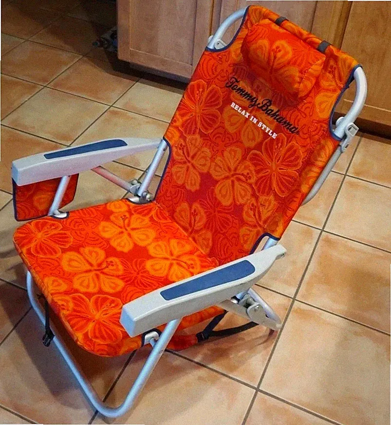 Tommy Bahama Beach Chair 5 Position Classic Lay Flat Folding Backpack Cooler ✅